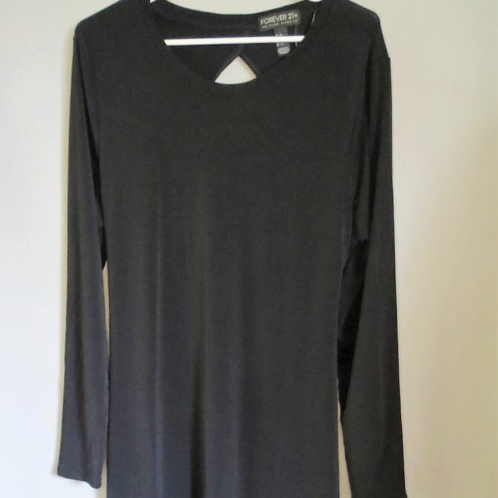 FOREVER 21 - FULL LENGTH STRETCH DRESS - LARGE KEYHOLE BACK - SIZE 3X - … - Picture 2 of 5
